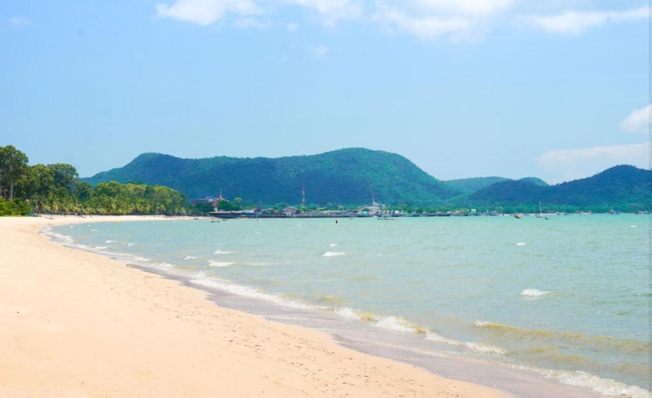 Sea Saran Condominium For Short-Term Stay Bang Sare Luaran gambar